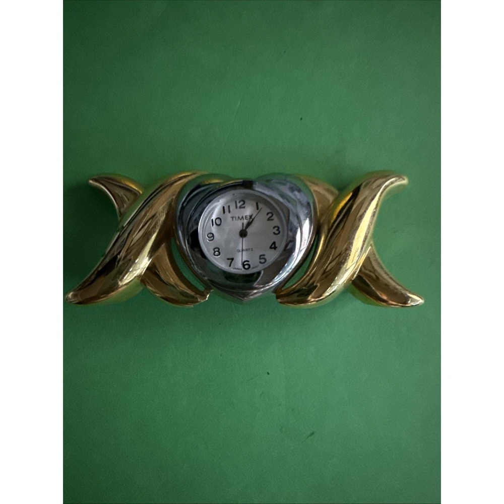 Vintage Miniature Circa‎ Quartz Gold Design Desk Clock Collectable Timex. 5613